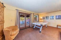 Sierra Forest Guesthouse, Lower level, Event Room