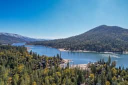 The Lakeside Passage Retreat | Bass Lake
