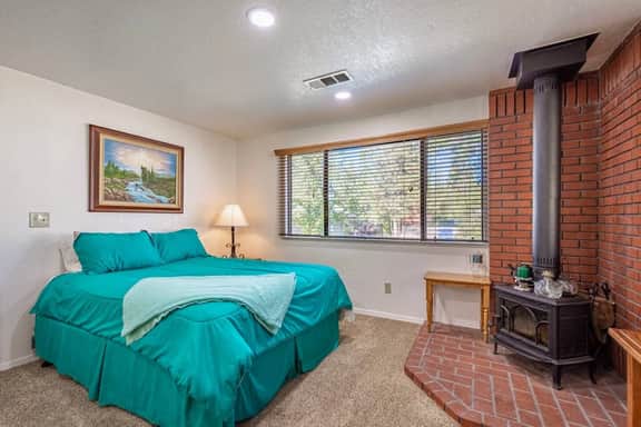The Lakeside Passage Retreat | Bass Lake