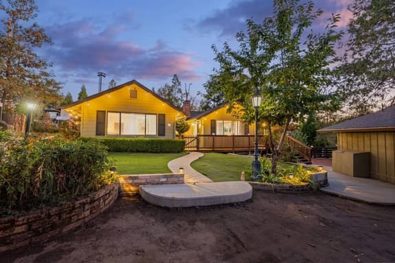 The Lakeside Passage Retreat | Bass Lake